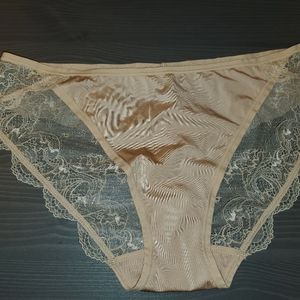 Natori Brief Size M